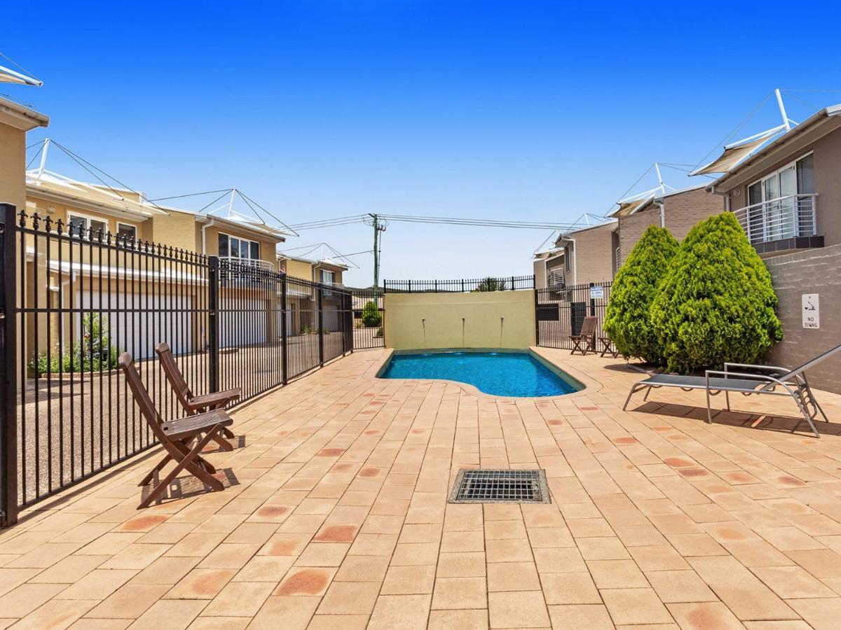 Sandcastles 7 8 Ala Moana Way Holiday home